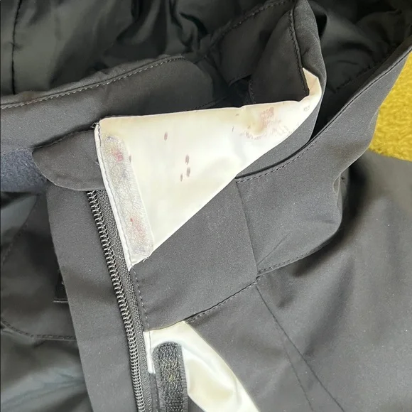 Spyder “Amp” Women's Black and White Ski Jacket size 10 or size M - Picture 3 of 13